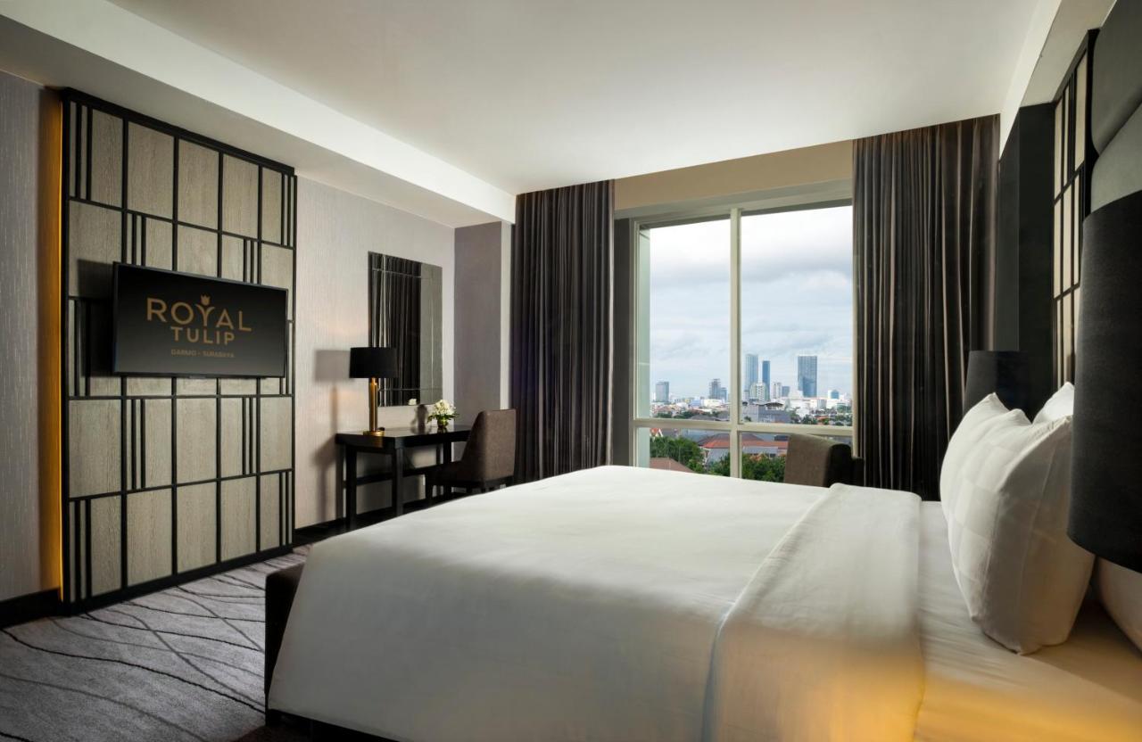 Grand Swiss-Belhotel Darmo Surabaia Exterior foto
