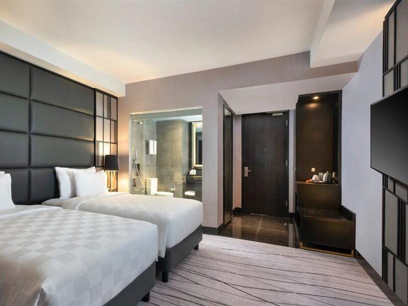 Grand Swiss-Belhotel Darmo Surabaia Exterior foto