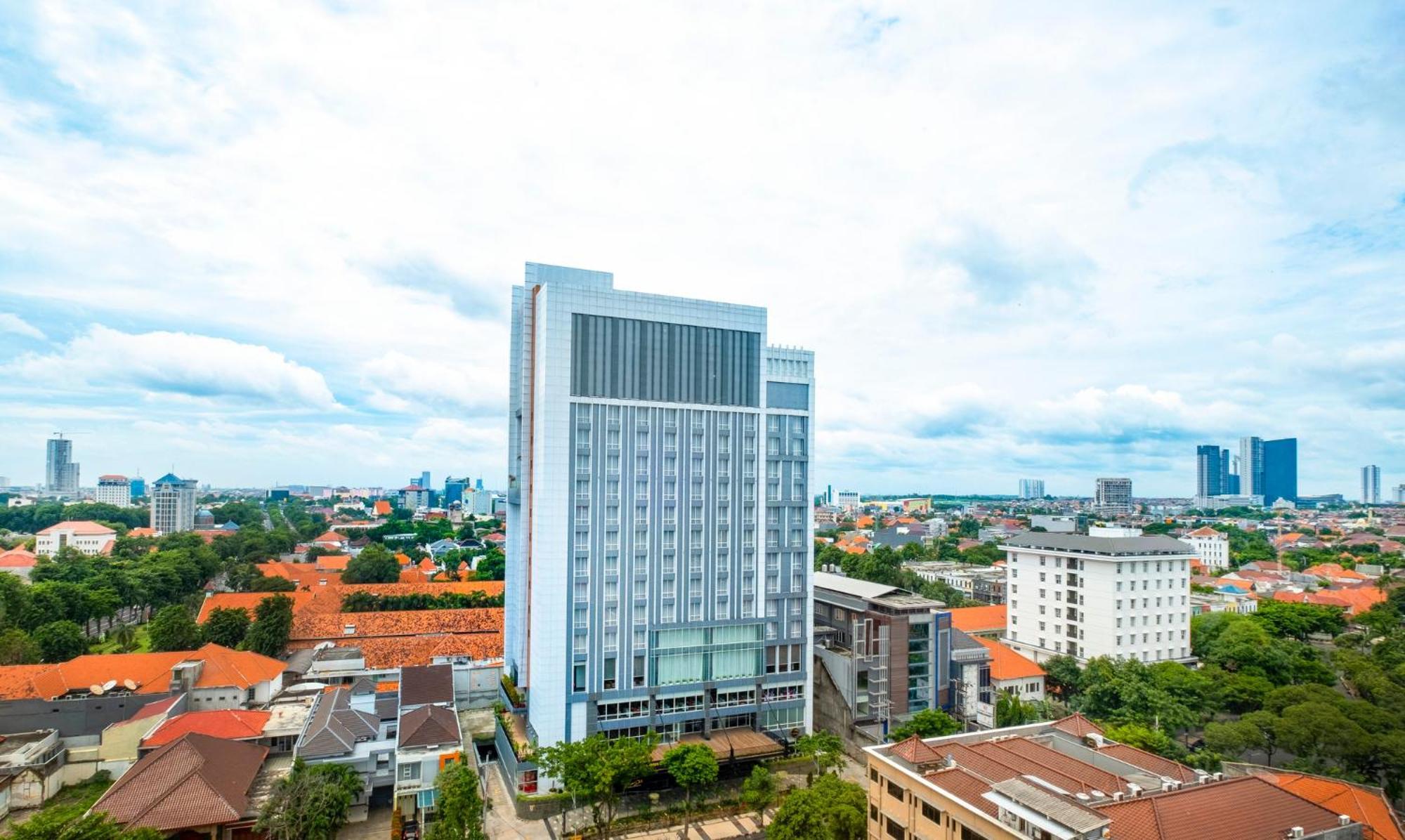 Grand Swiss-Belhotel Darmo Surabaia Exterior foto